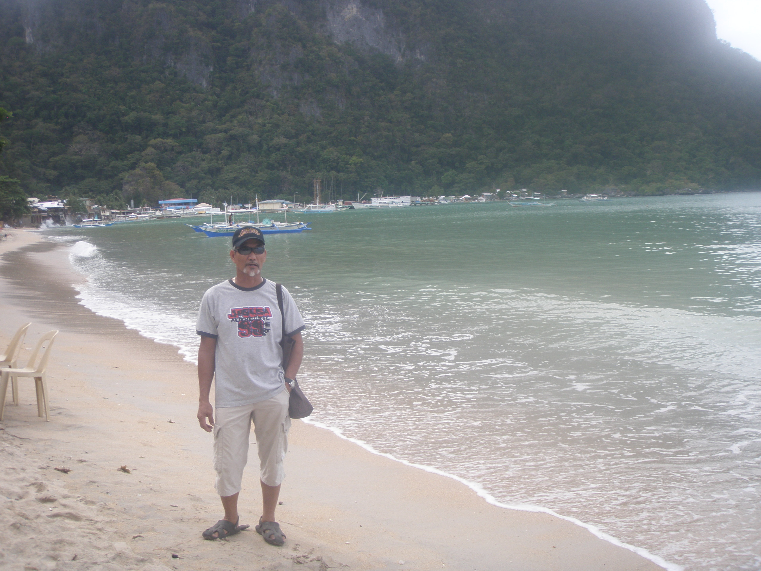 El Nido Town Beach